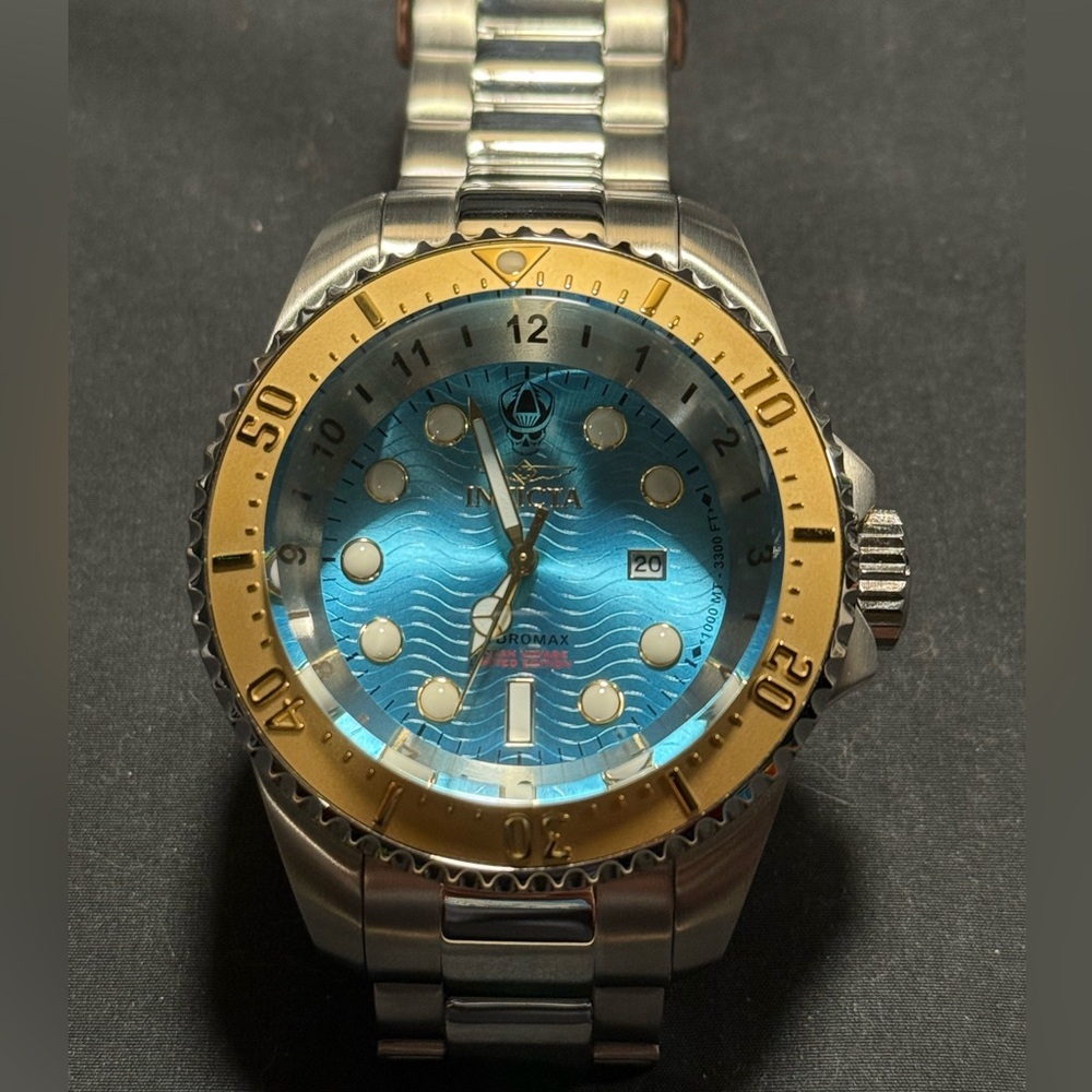 INVICTA Hydromax Men’s Watch
Model 35145